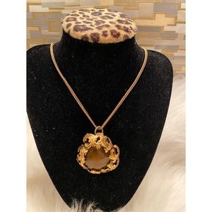 GORGEOUS GOLDEN VINTAGE NECKLACES ✨